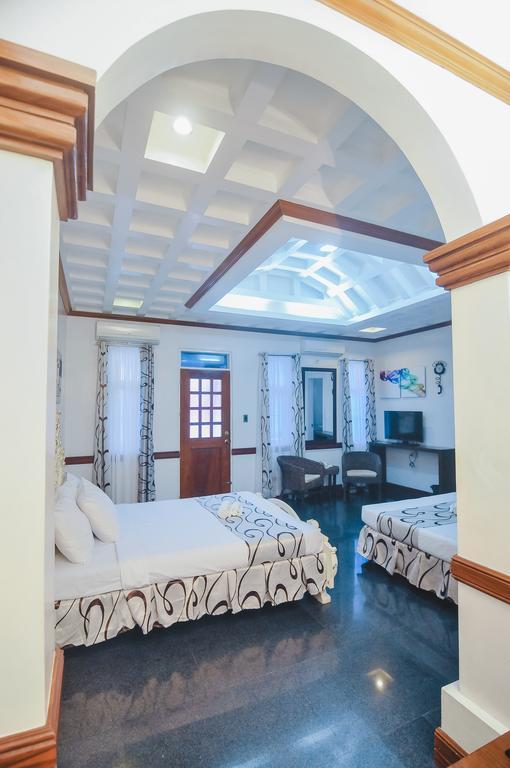 Villa Jhoana Resort Angono Exteriér fotografie