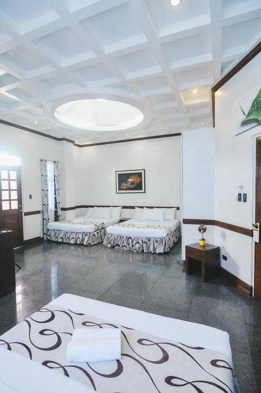 Villa Jhoana Resort Angono Exteriér fotografie