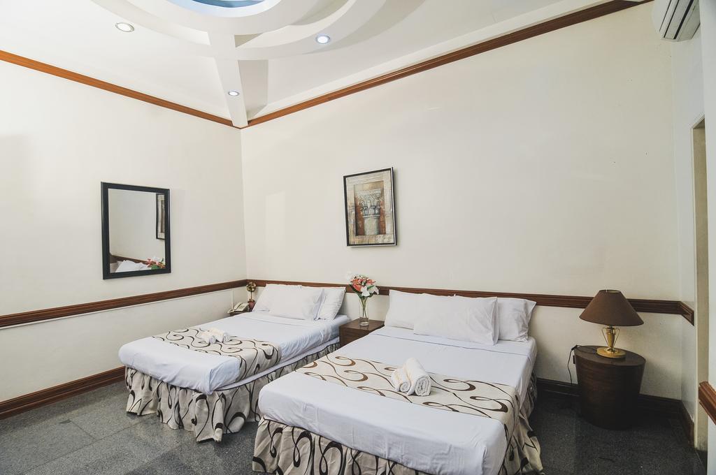 Villa Jhoana Resort Angono Exteriér fotografie