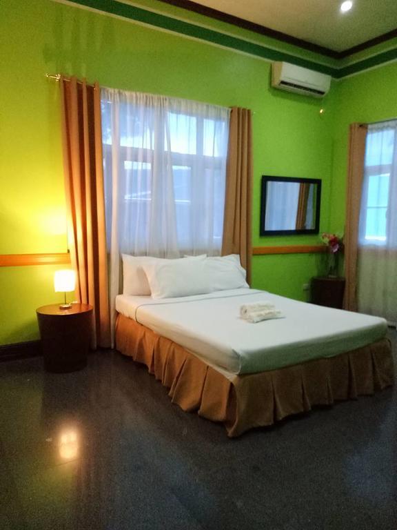 Villa Jhoana Resort Angono Exteriér fotografie
